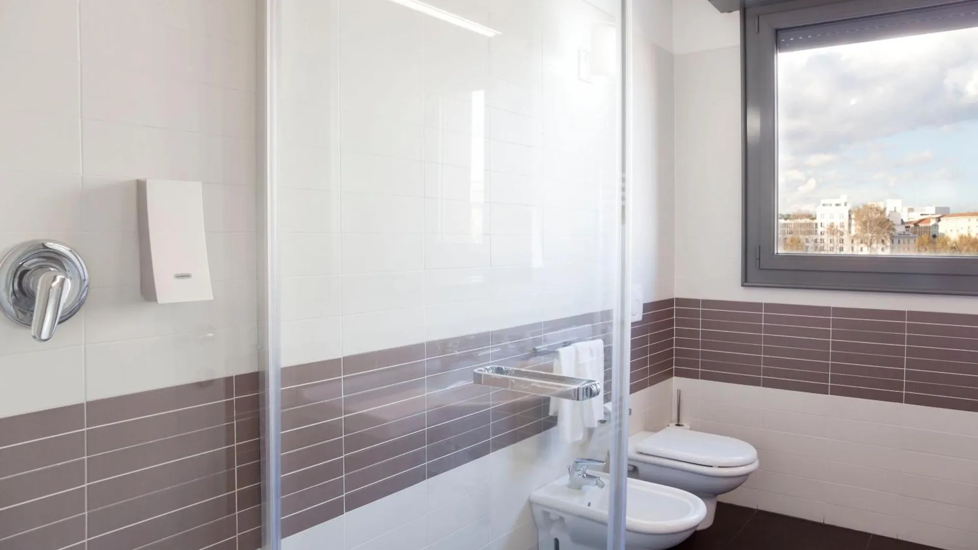 Zambala Luxury Apartments Milaan 2*,